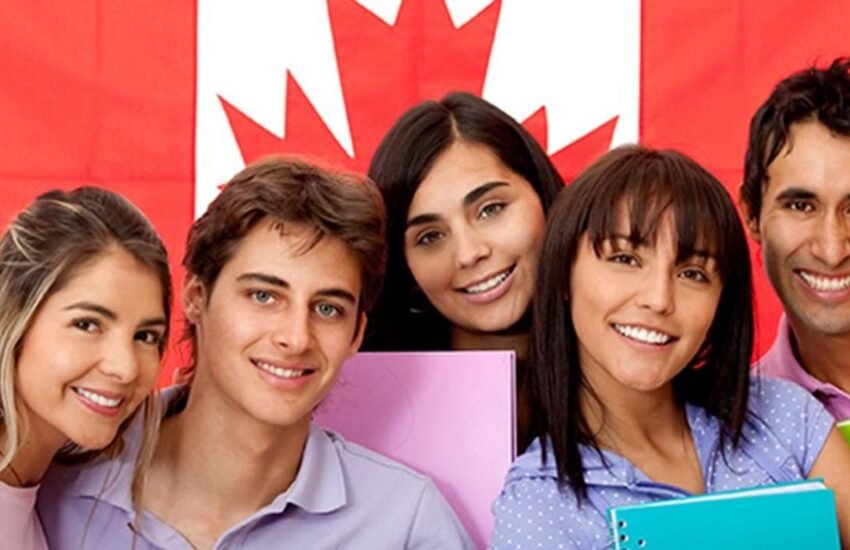 Top Scholarships In Canada For 2022
