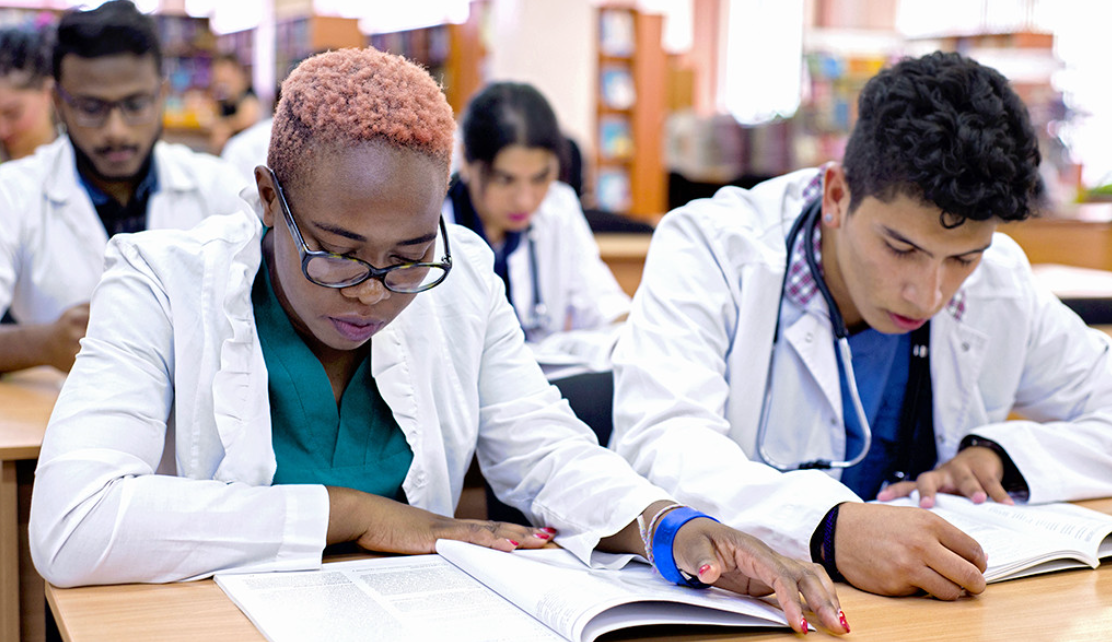 Undergraduate Medicine Scholarships For International Students In USA 2023
